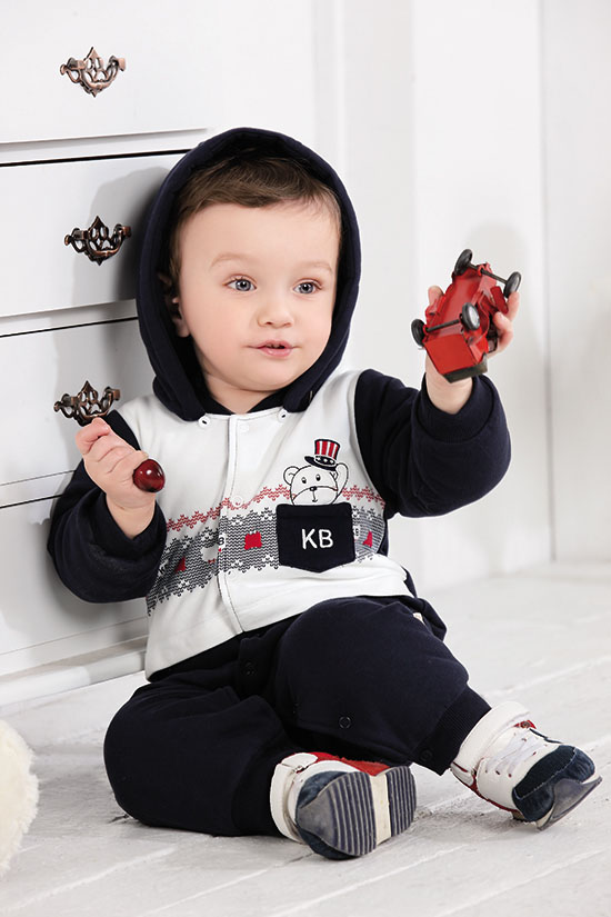 卡拉貝熊兒童套裝黑色帶帽