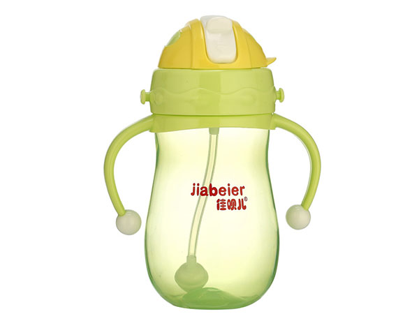 佳唄爾嬰兒水杯黃綠色.jpg 佳唄爾嬰兒水杯黃綠色.jpg
