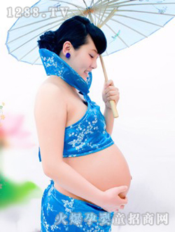 童話(huà)世界漂亮孕媽媽
