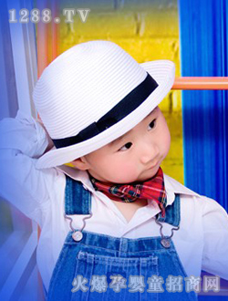 童話(huà)世界帶帽子的寶貝